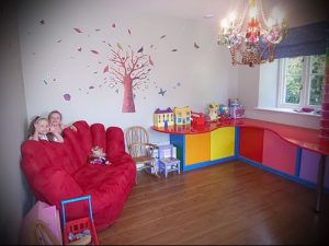 Интерьер детской комнаты для девочки - фото пример 039