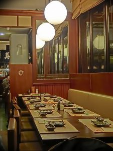 фото Интерьера японского ресторана от 07.08.2017 №040 - interior of a Japanese restauran