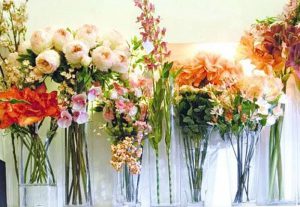 фото Искусственные цветы в интерьере от 26.03.2018 №018 - Artificial flowe - design-foto.ru