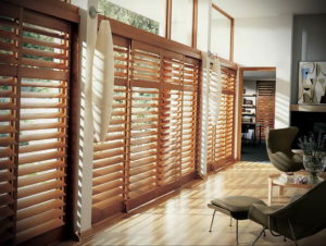 деревянные жалюзи в интерьере 19.09.2019 №006 - wooden blinds in the int - design-foto.ru