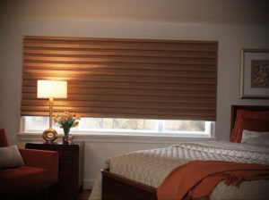 жалюзи в интерьере спальни 19.09.2019 №005 - blinds in the bedroom interior - design-foto.ru
