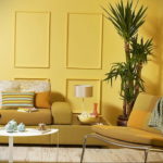 желтый цвет в интерьере гостиной 09.10.2019 №017 -yellow in interior- design-foto.ru