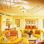 желтый цвет в интерьере гостиной 09.10.2019 №028 -yellow in interior- design-foto.ru