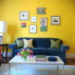 желтый цвет в интерьере гостиной 09.10.2019 №030 -yellow in interior- design-foto.ru