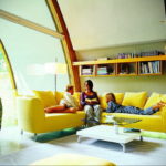 желтый цвет в интерьере гостиной 09.10.2019 №038 -yellow in interior- design-foto.ru