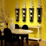 обои желтого цвета в интерьере 09.10.2019 №017 -yellow in interior- design-foto.ru