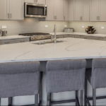 серый цвет в интерьере кухни 24.09.2019 №030 -gray interior- design-foto.ru