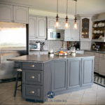 серый цвет в интерьере кухни 24.09.2019 №052 -gray interior- design-foto.ru