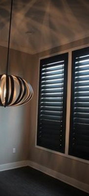 черные жалюзи в интерьере 19.09.2019 №012 — black blinds in the interior — design-foto.ru
