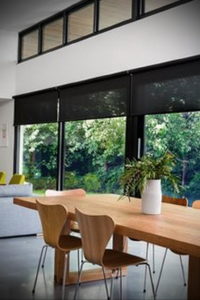 черные жалюзи в интерьере 19.09.2019 №021 - black blinds in the interior - design-foto.ru