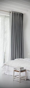 шторы серого цвета в интерьере 24.09.2019 №024 -gray interior- design-foto.ru