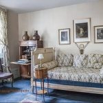 attach title format : 7 French Interior Design Rules To Live By
