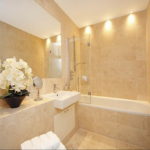 Фото бежевая ванна интерьер 14.08.2019 №001 - beige bathtub interior - design-foto.ru