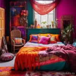 Bohemian bedroom with vibrant ethnic textiles and de fdea afe ff ac dbaeb _1 071223 design-foto.ru