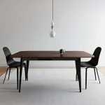 sleek_extendable_dining_table_in_a_minimalist_apar_KI4JP4P1