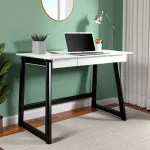 space-saving_foldable_desk_in_a_cozy_home_office_KIVSJAX2