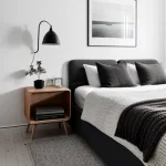 Дизайн интерьера для небольших квартир Scandinavian-style small bedroom with light wood f MBB6Q3Z3 design-foto.ru 027