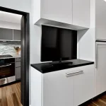 Дизайн интерьера для небольших квартир compact kitchen with modern appliances design-foto.ru 073