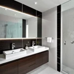 Дизайн интерьера для небольших квартир modern small bathroom with sleek fixtures design-foto.ru 260