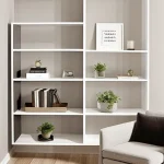 Дизайн интерьера для небольших квартир small apartment with space-saving shelving design-foto.ru 355